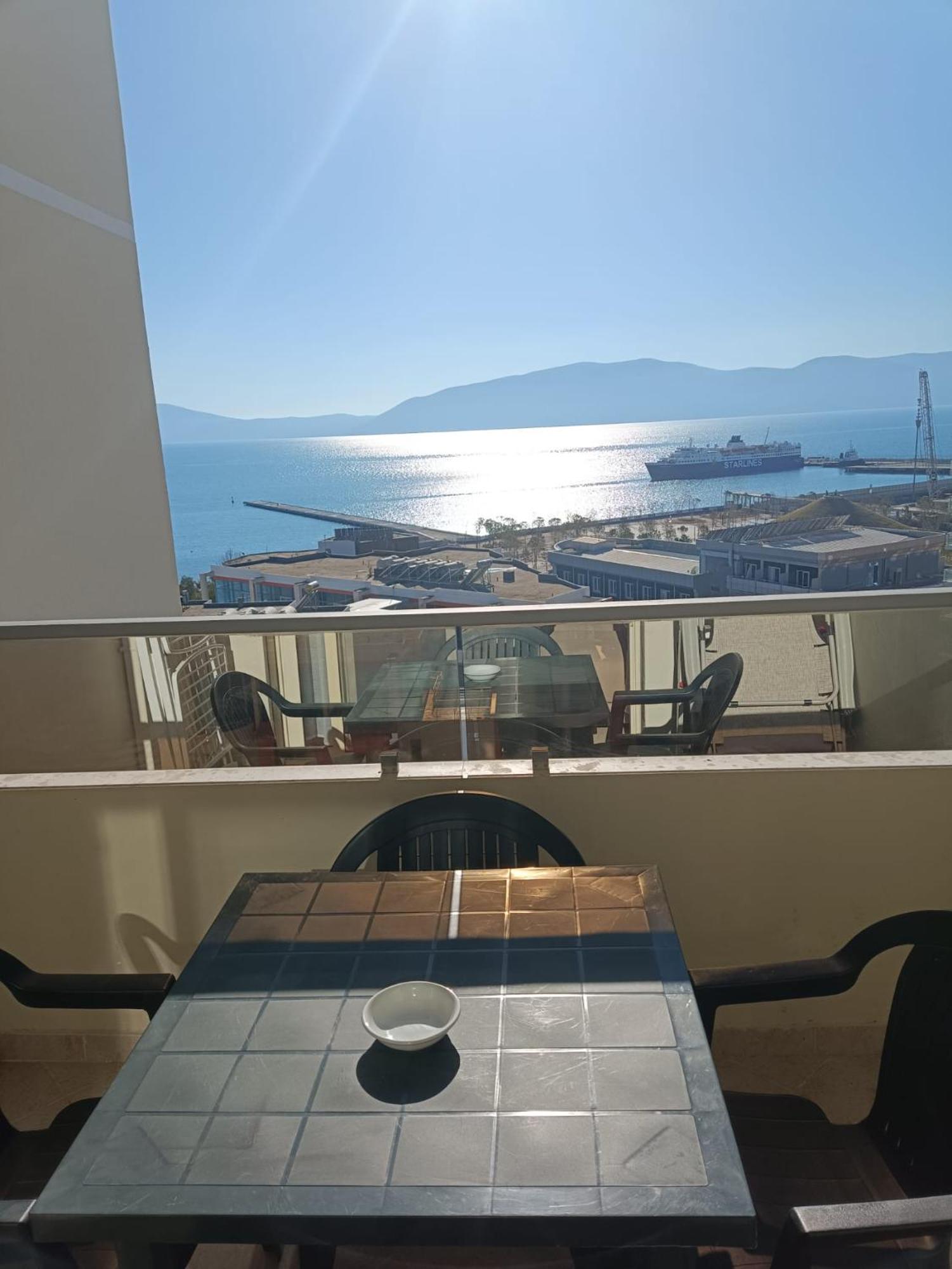 Guidus Apartment Vlorë Buitenkant foto