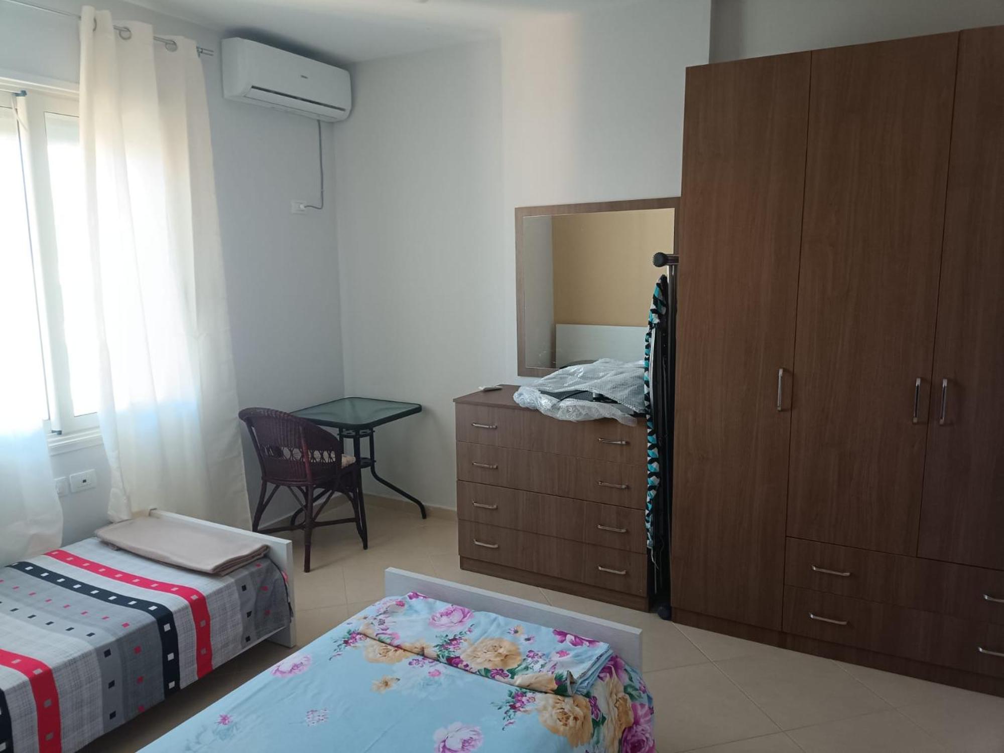 Guidus Apartment Vlorë Buitenkant foto